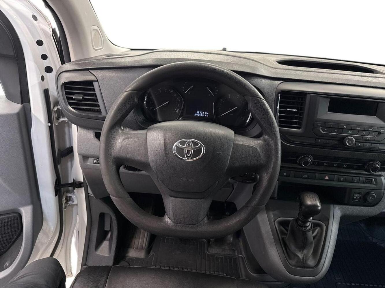 Toyota Proace vaihtoauto