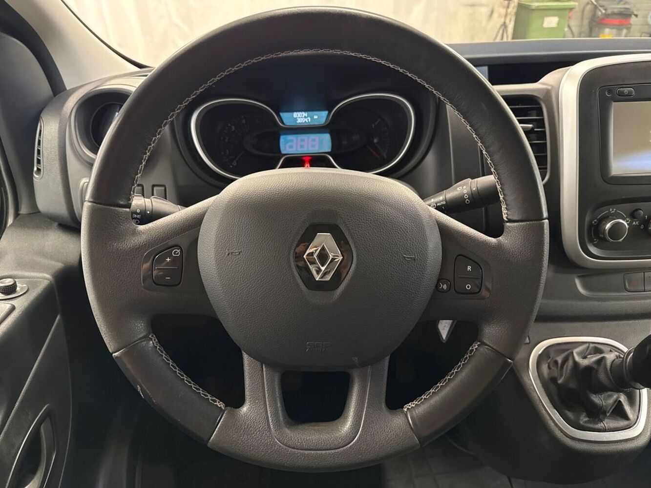Renault Trafic vaihtoauto