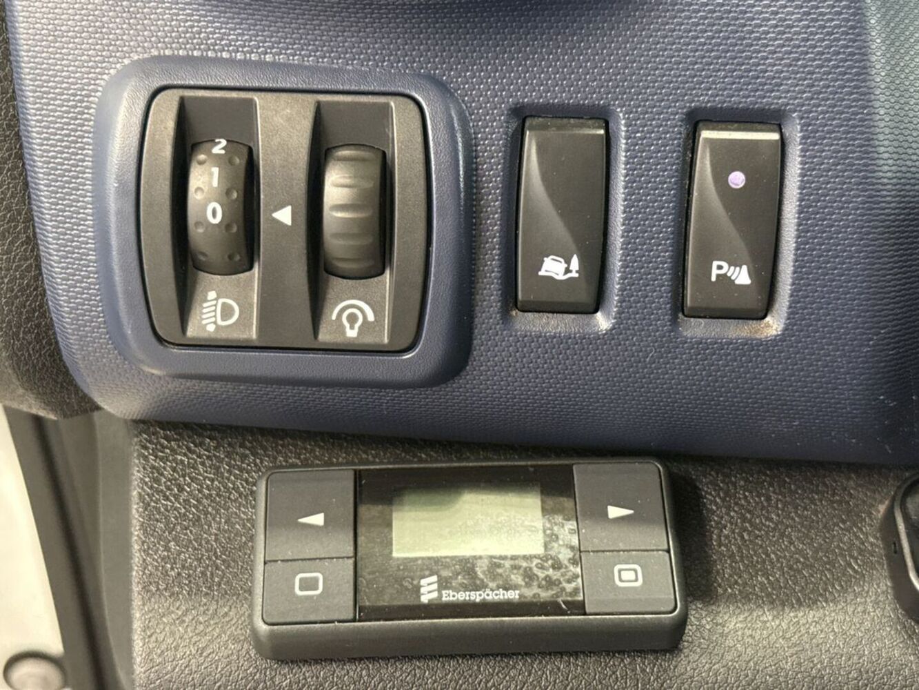 Opel Vivaro vaihtoauto