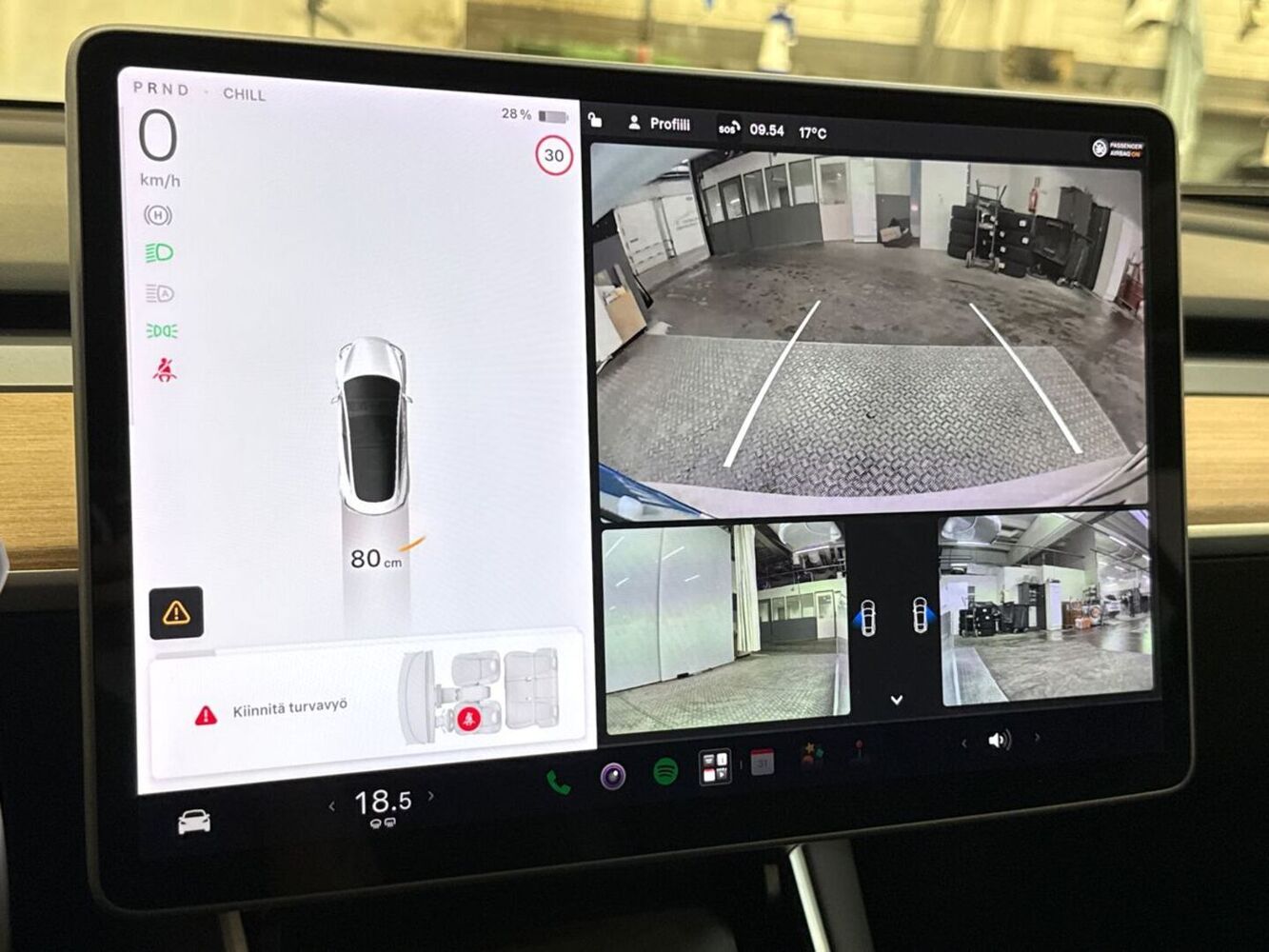 Tesla Model 3 vaihtoauto