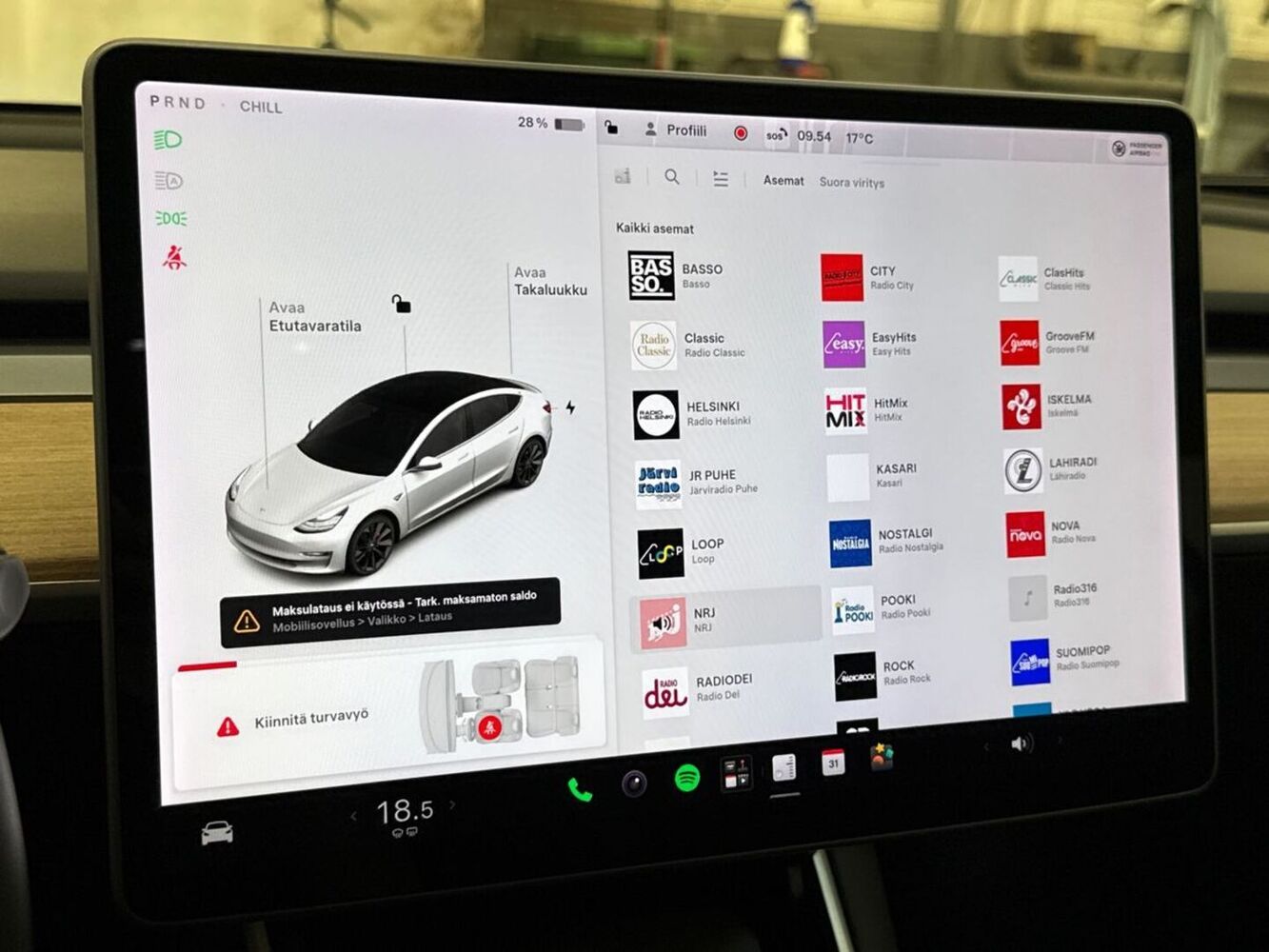 Tesla Model 3 vaihtoauto