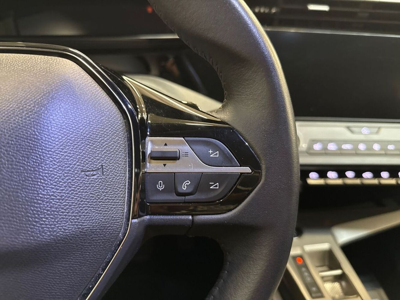 Peugeot 308 vaihtoauto