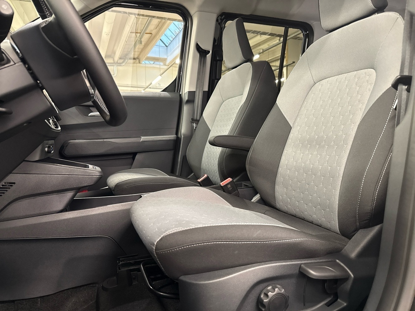 Ford Tourneo Courier vaihtoauto