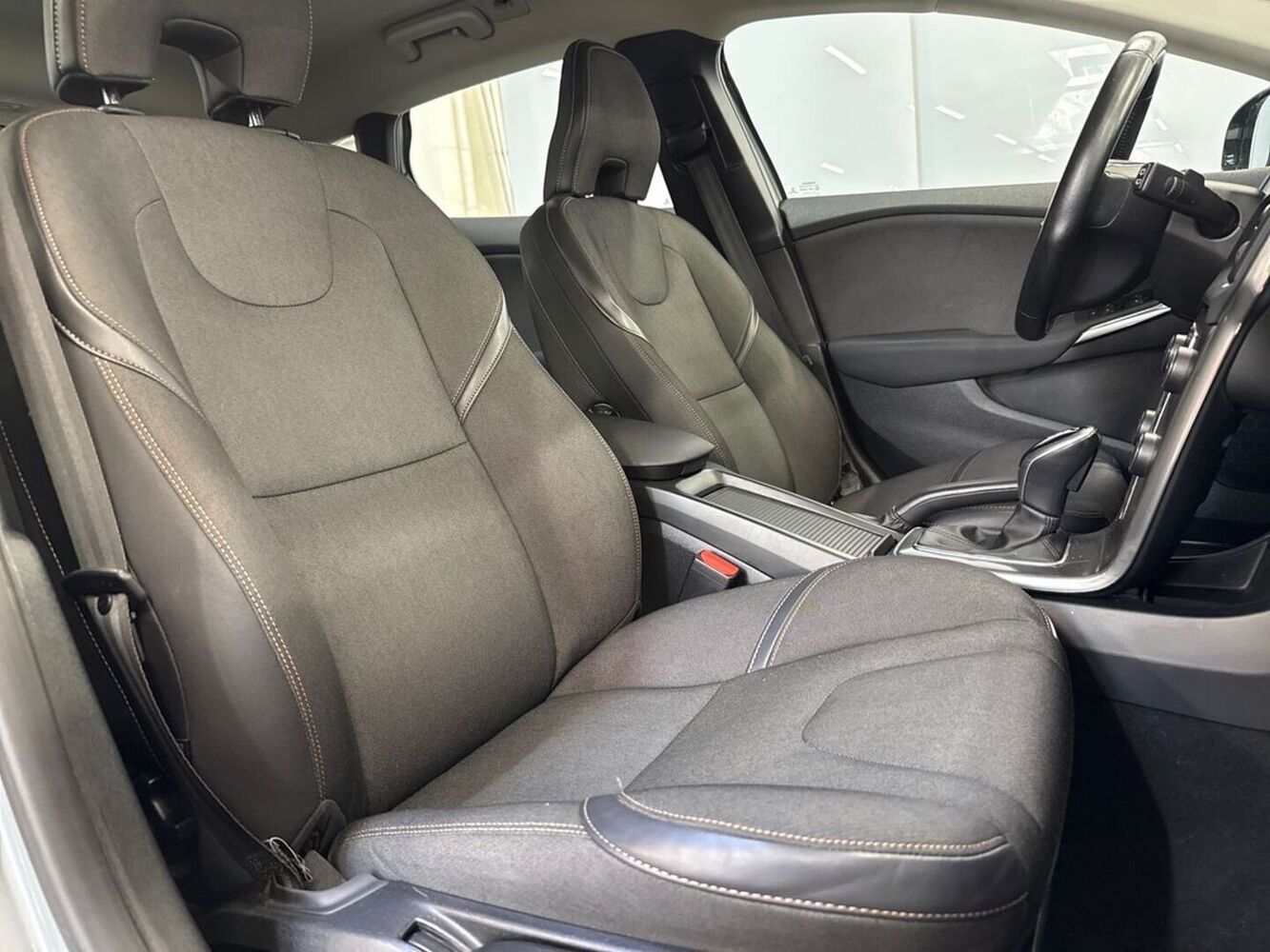 Volvo V40 Cross Country vaihtoauto