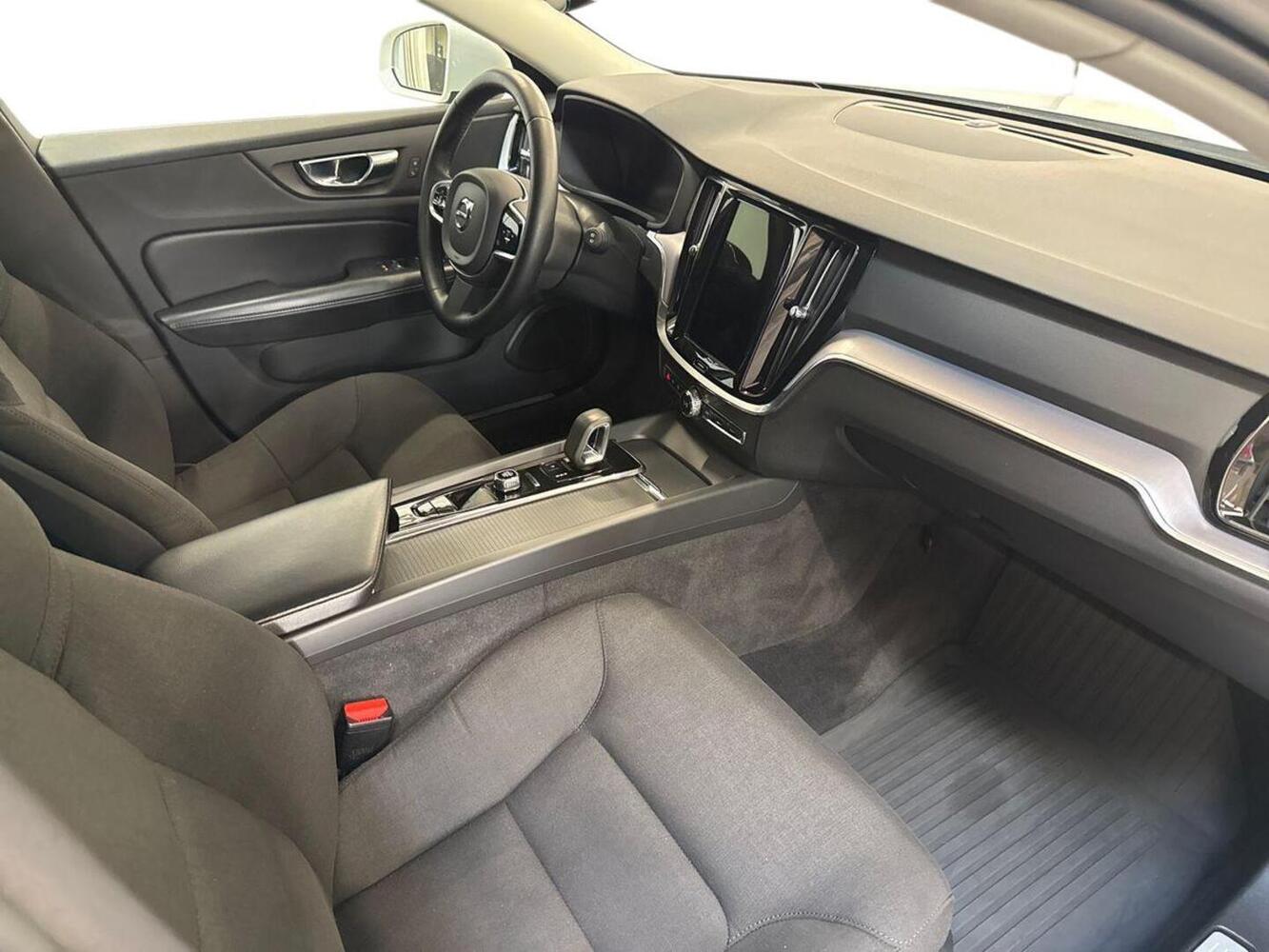 Volvo V60 Cross Country vaihtoauto