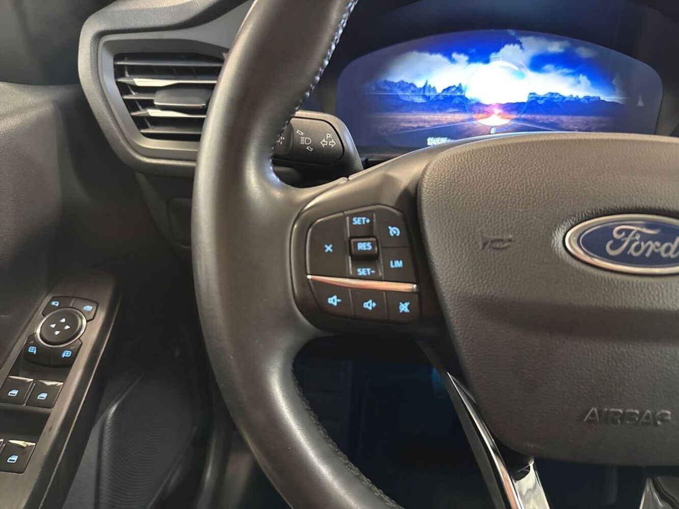 Ford Kuga vaihtoauto