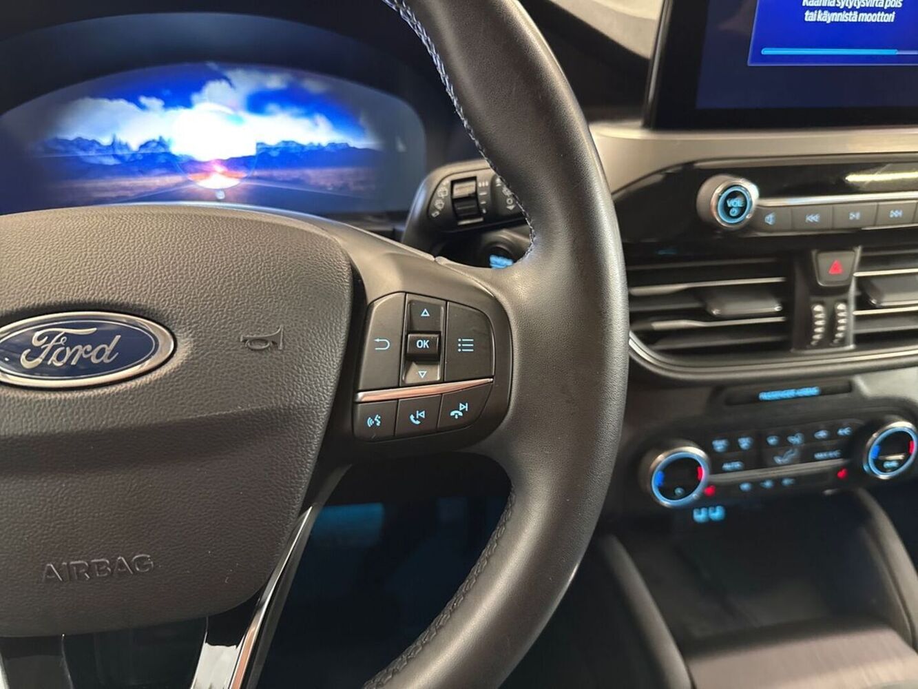 Ford Kuga vaihtoauto