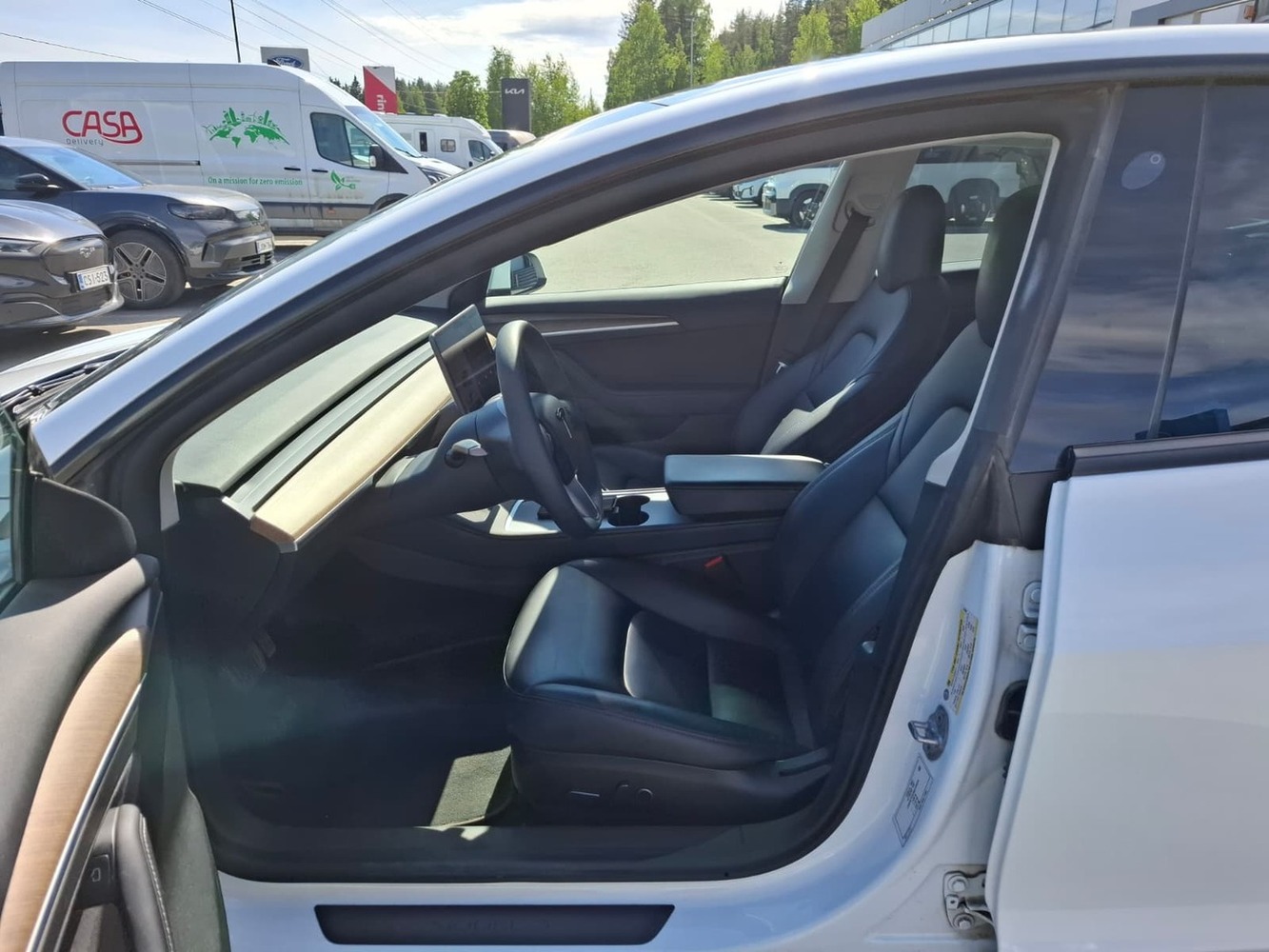 Tesla Model 3 vaihtoauto