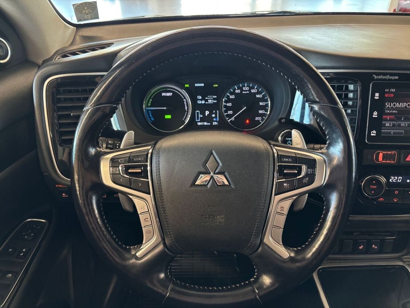 Mitsubishi Outlander PHEV vaihtoauto