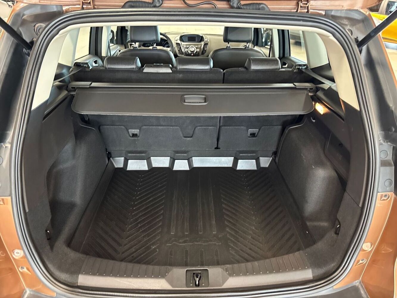 Ford Kuga vaihtoauto