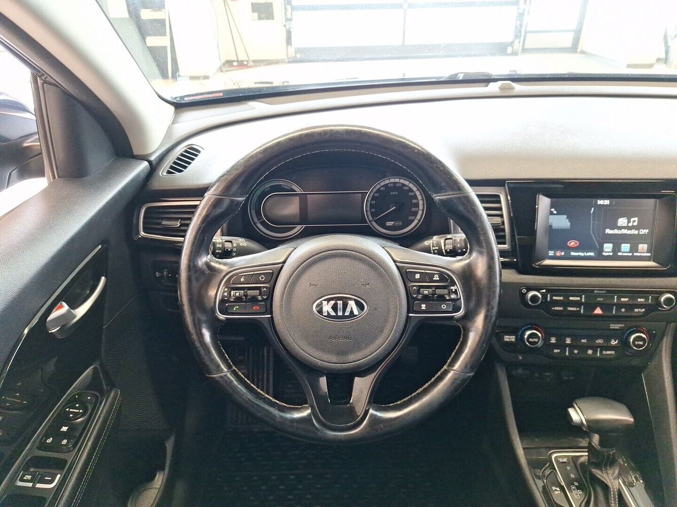 Kia Niro vaihtoauto