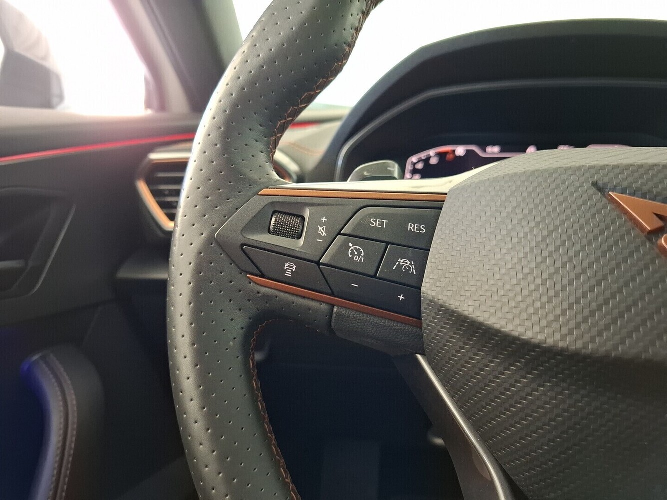 Cupra Formentor vaihtoauto
