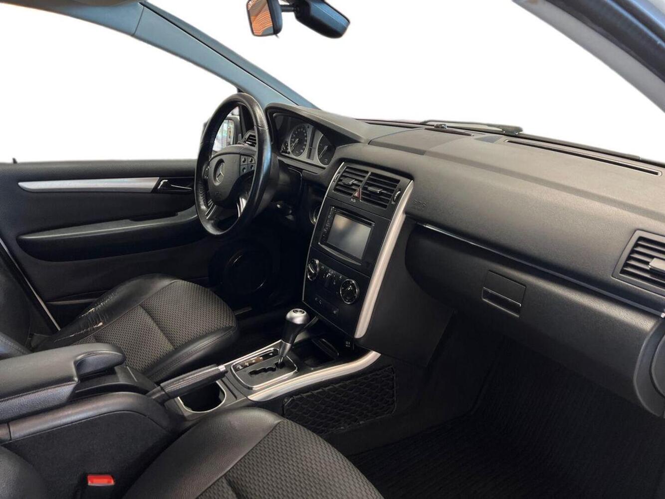 Mercedes-Benz B vaihtoauto