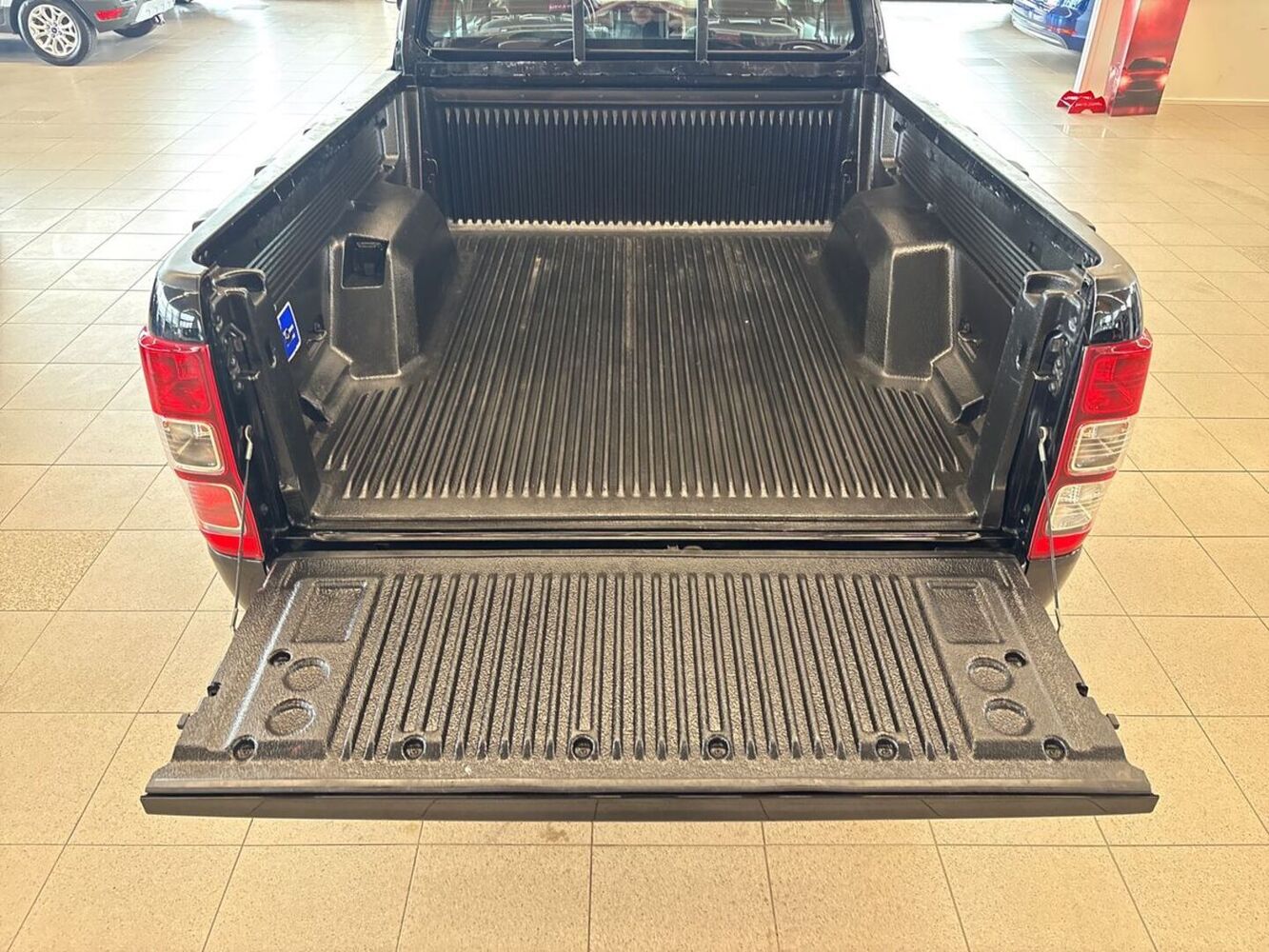 Ford Ranger vaihtoauto