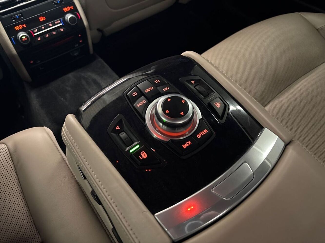 BMW 750 vaihtoauto