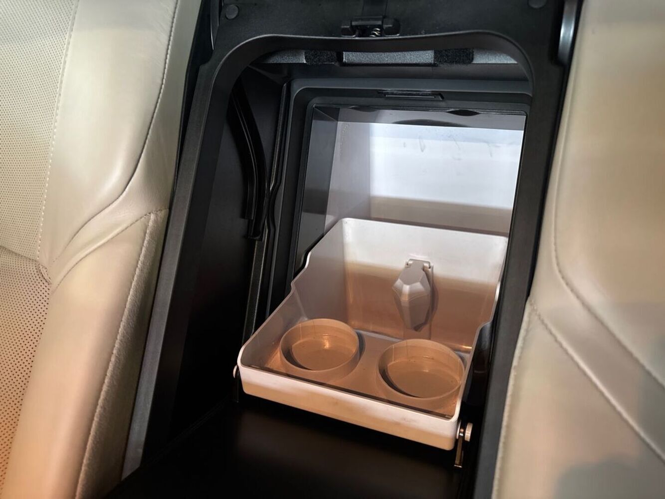 BMW 750 vaihtoauto