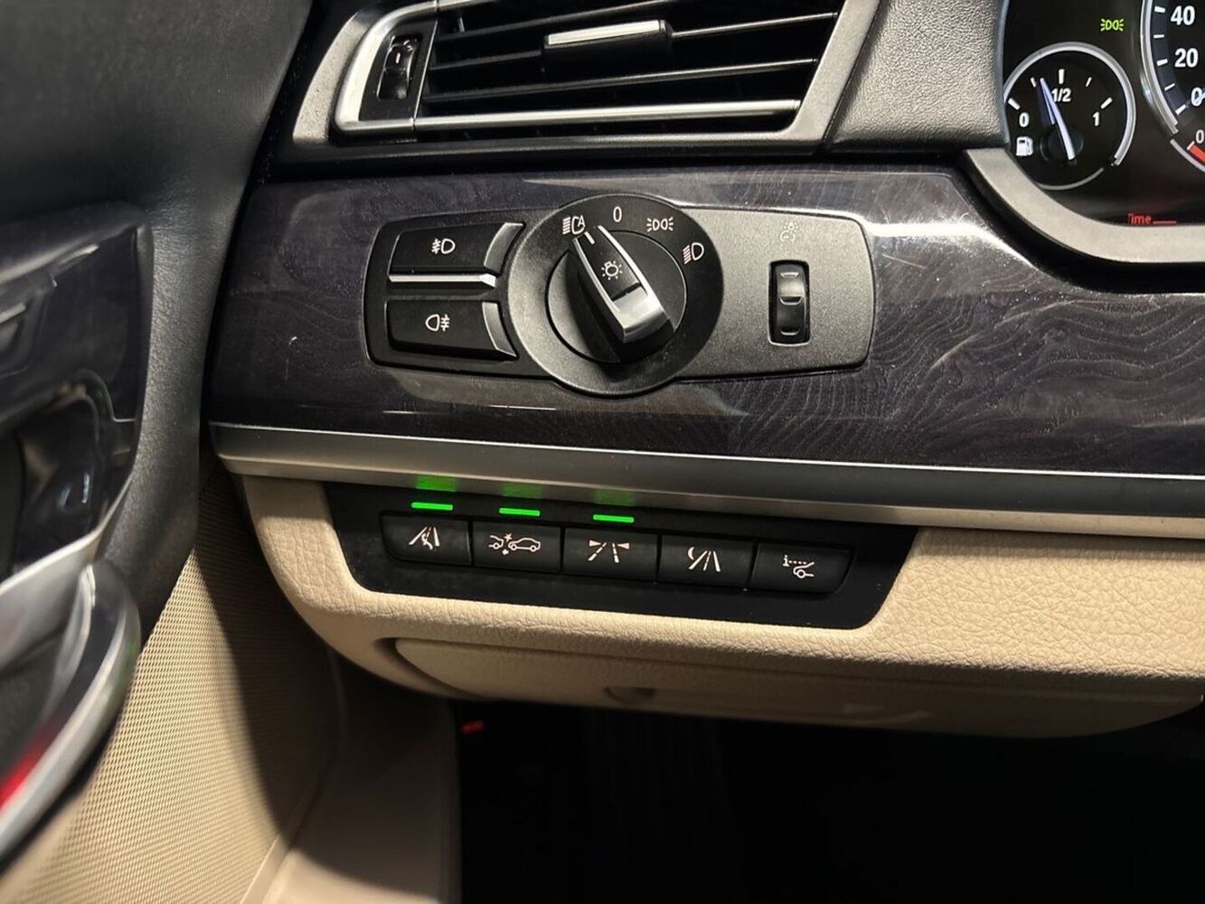 BMW 750 vaihtoauto