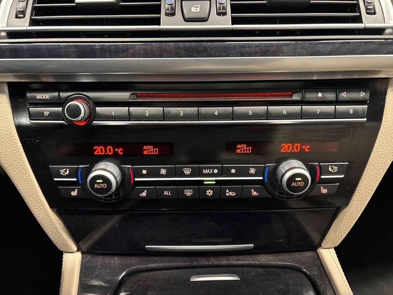 BMW 750 vaihtoauto