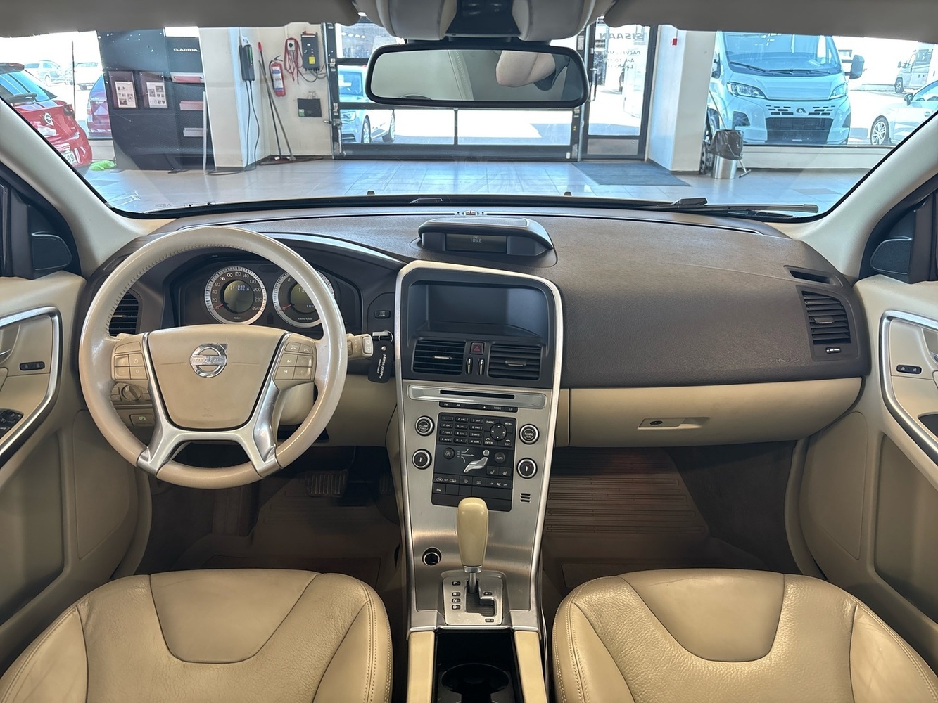Volvo XC60 vaihtoauto