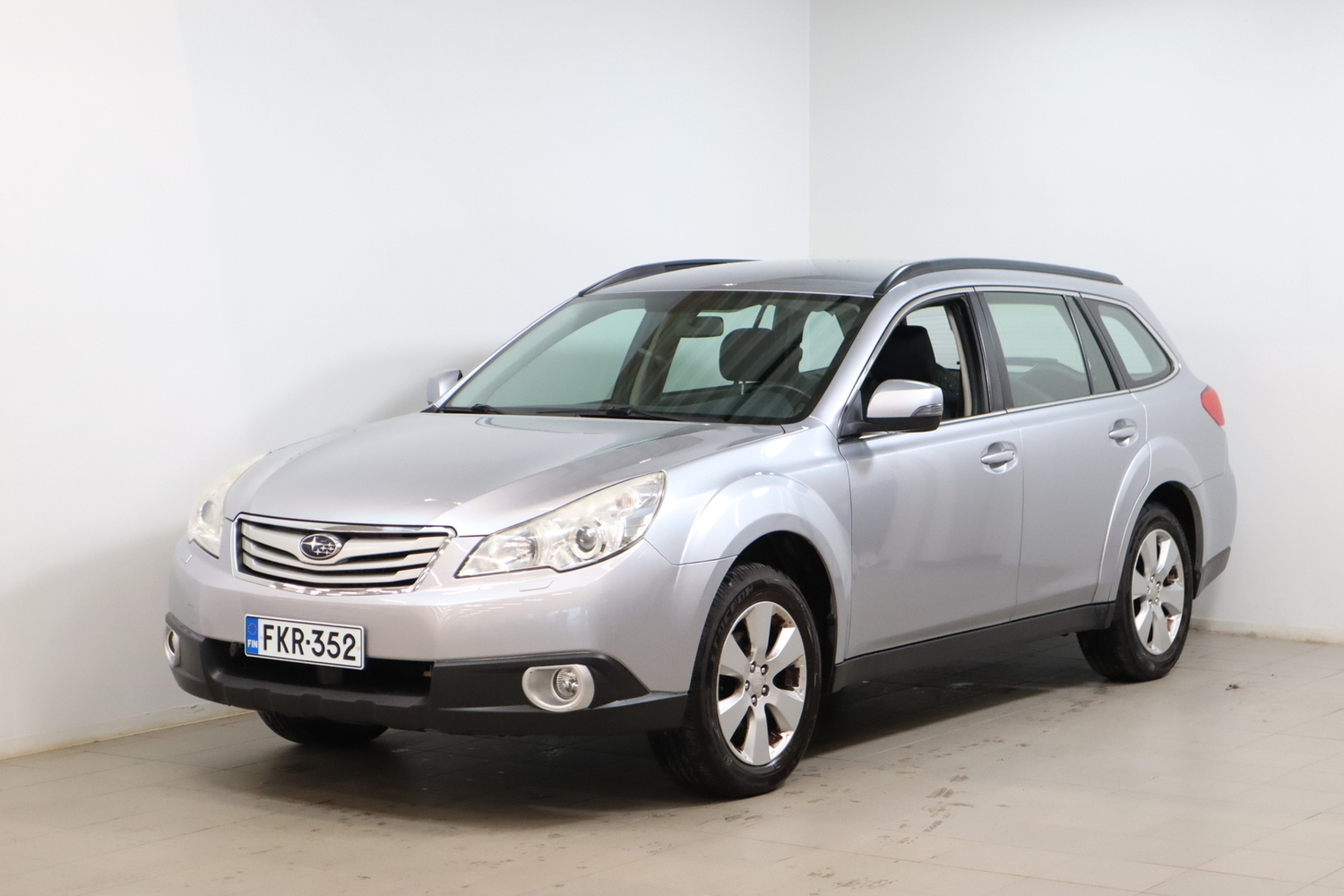 Subaru Legacy vaihtoauto