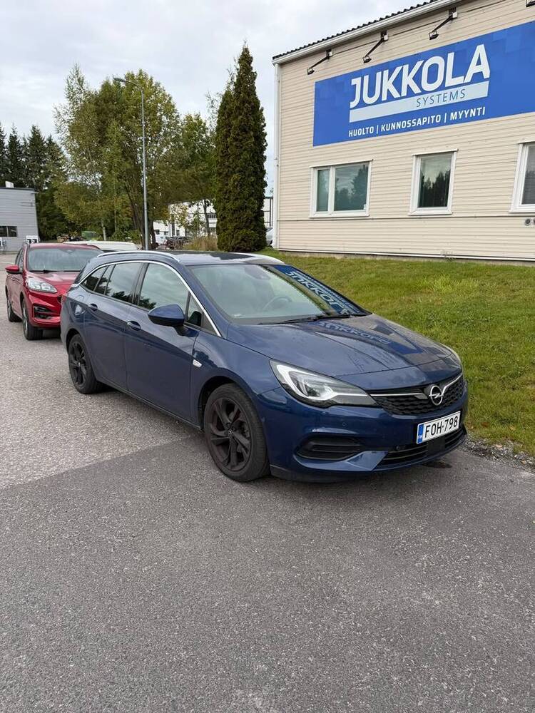 Opel Astra vaihtoauto