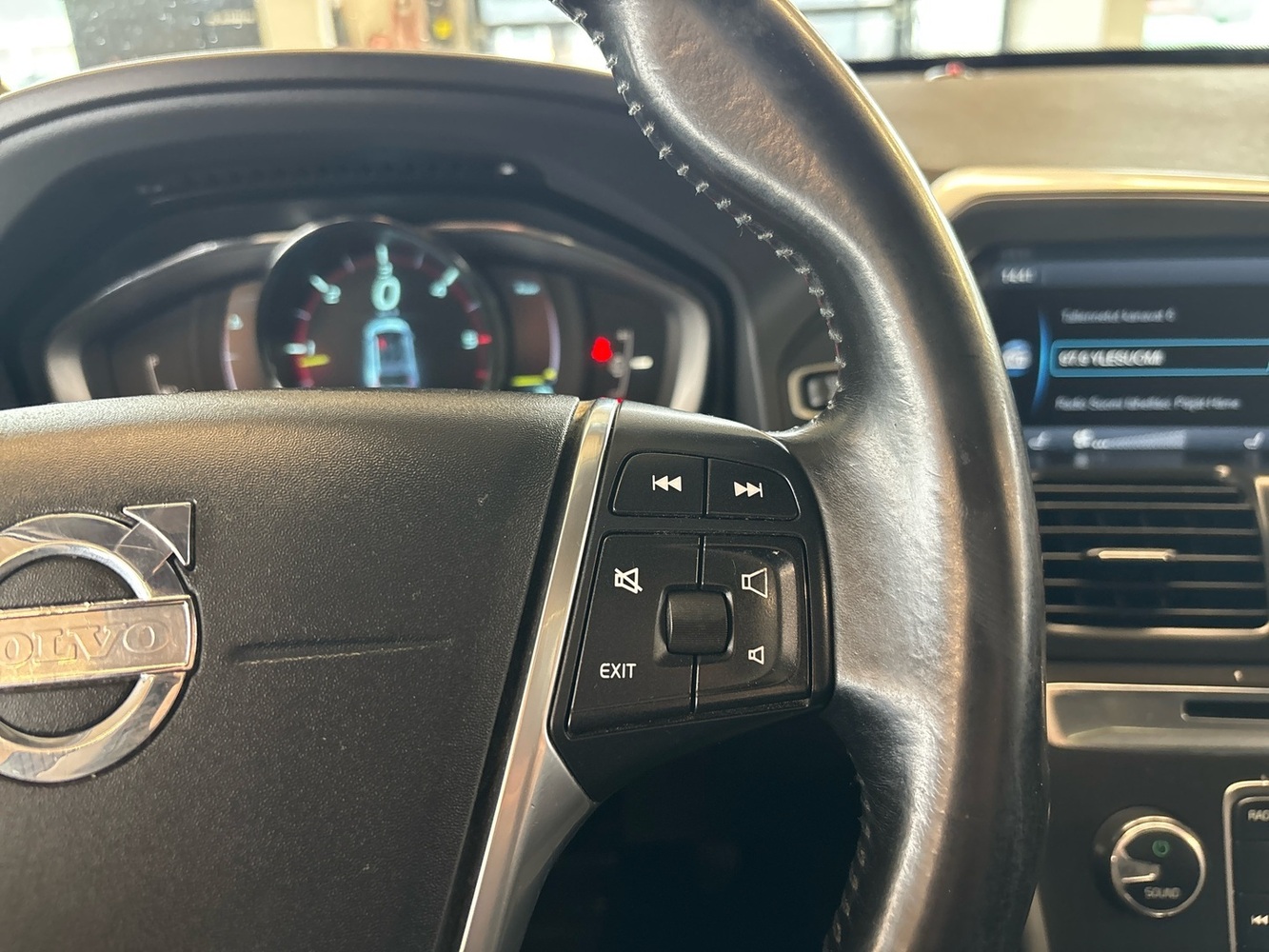 Volvo XC60 vaihtoauto