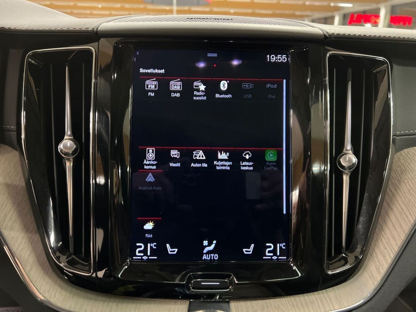 Volvo XC60 vaihtoauto