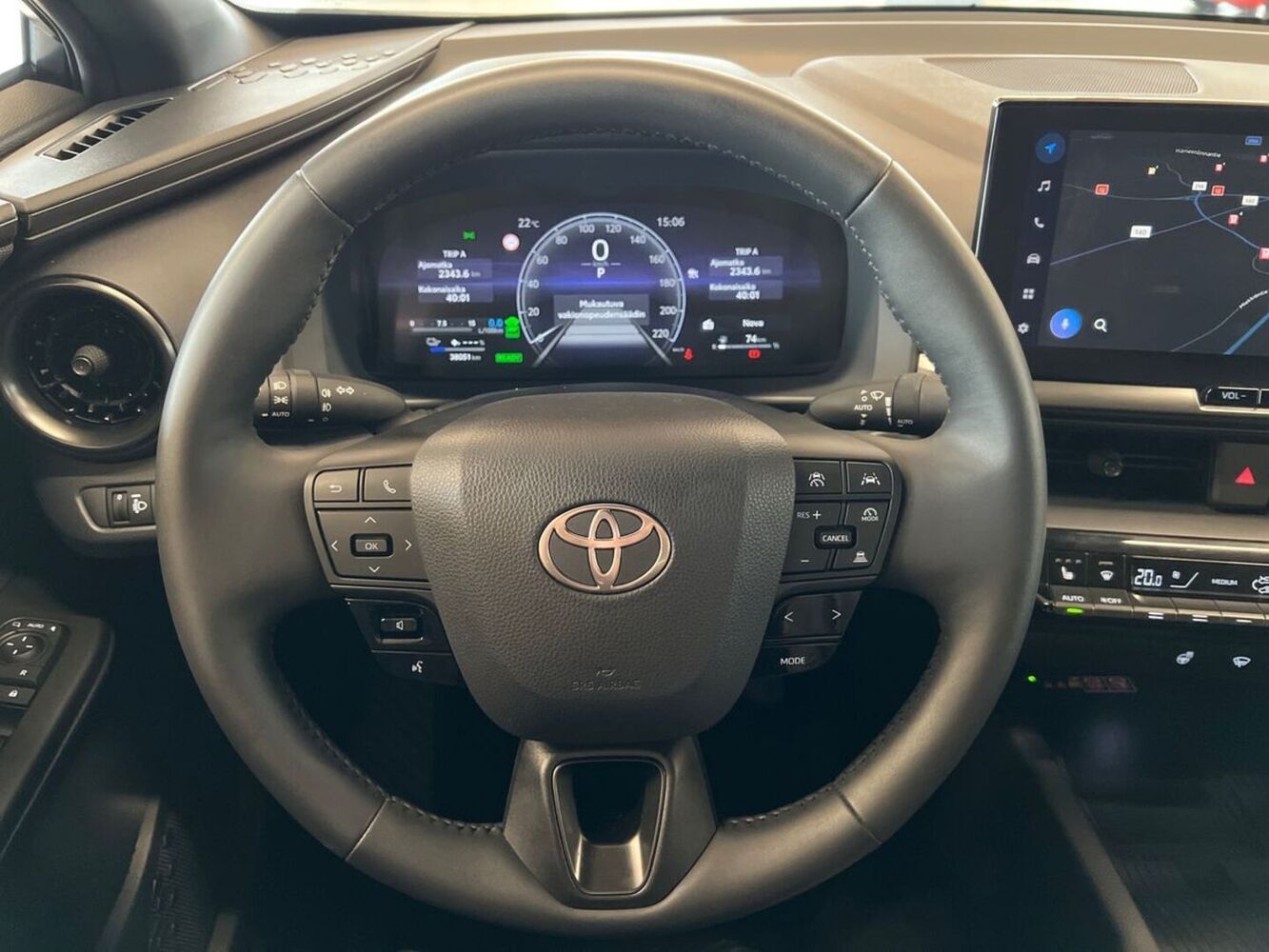 Toyota C-HR vaihtoauto
