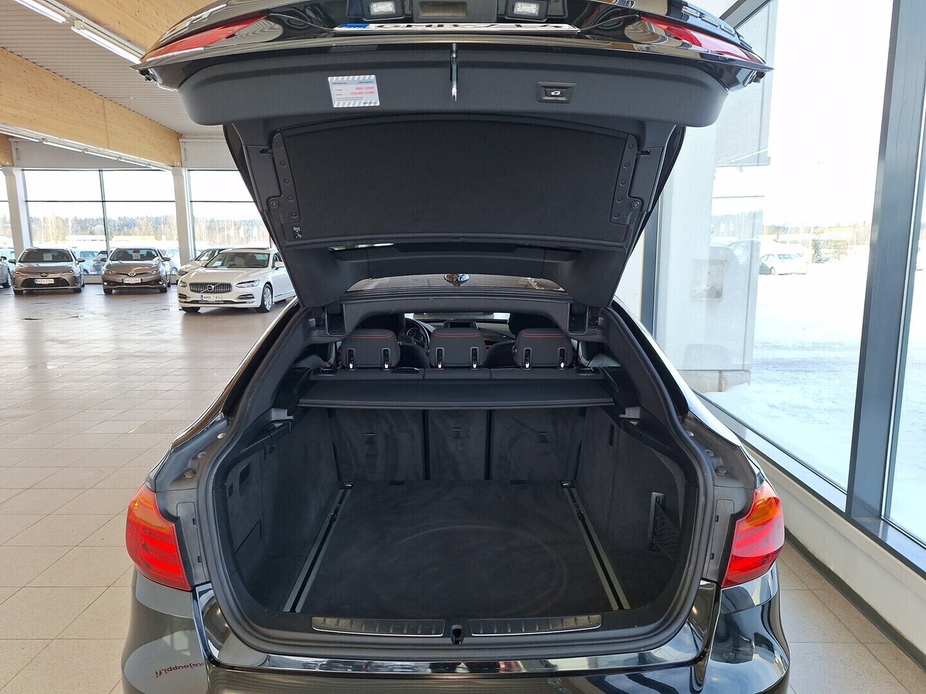 BMW 320 vaihtoauto