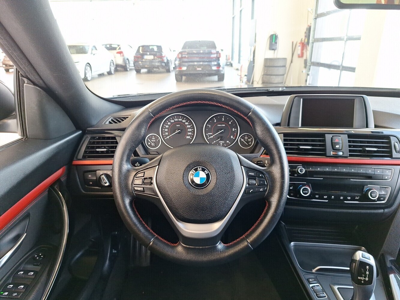 BMW 320 vaihtoauto