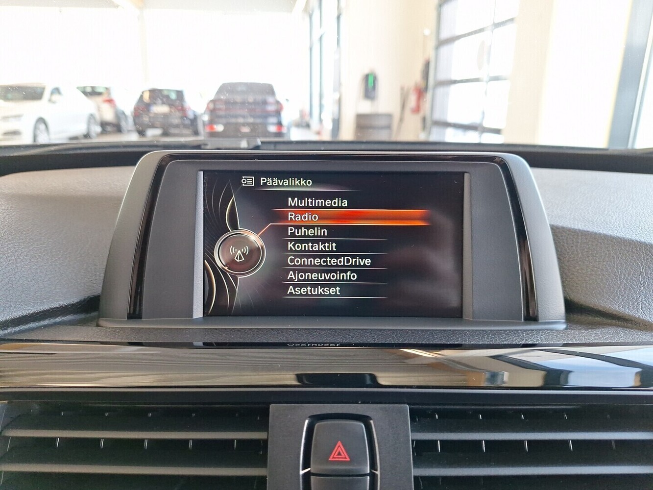 BMW 320 vaihtoauto