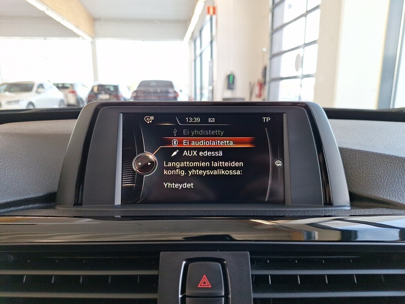 BMW 320 vaihtoauto