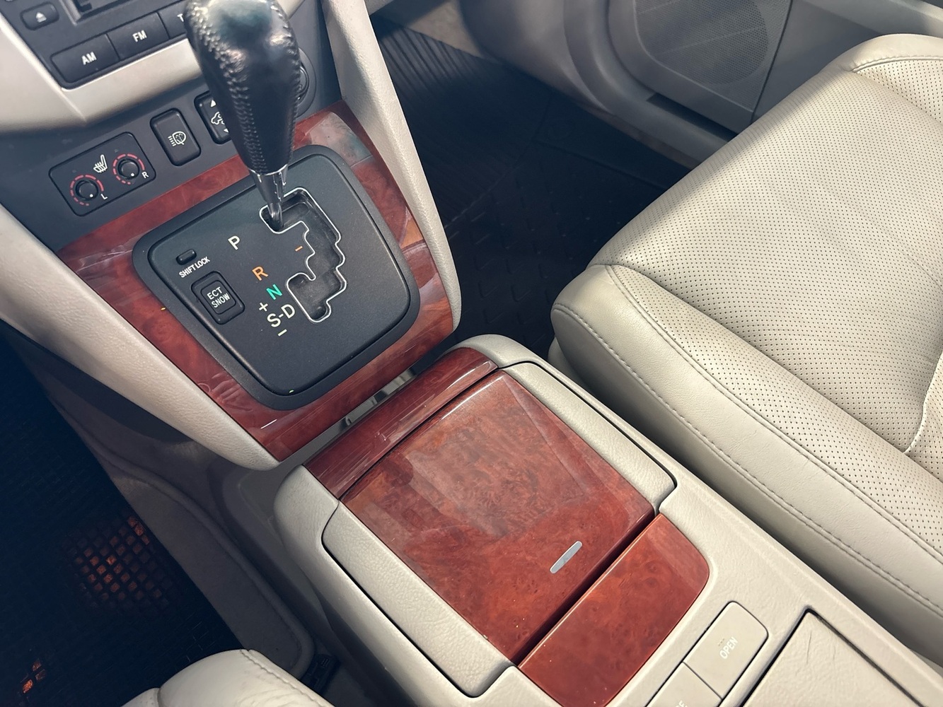 Lexus RX vaihtoauto