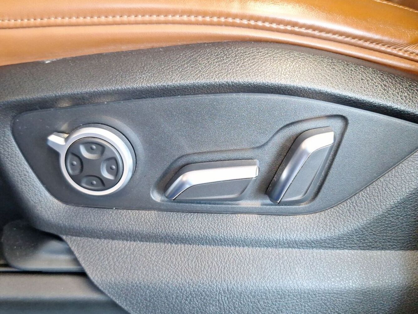 Audi Q7 vaihtoauto