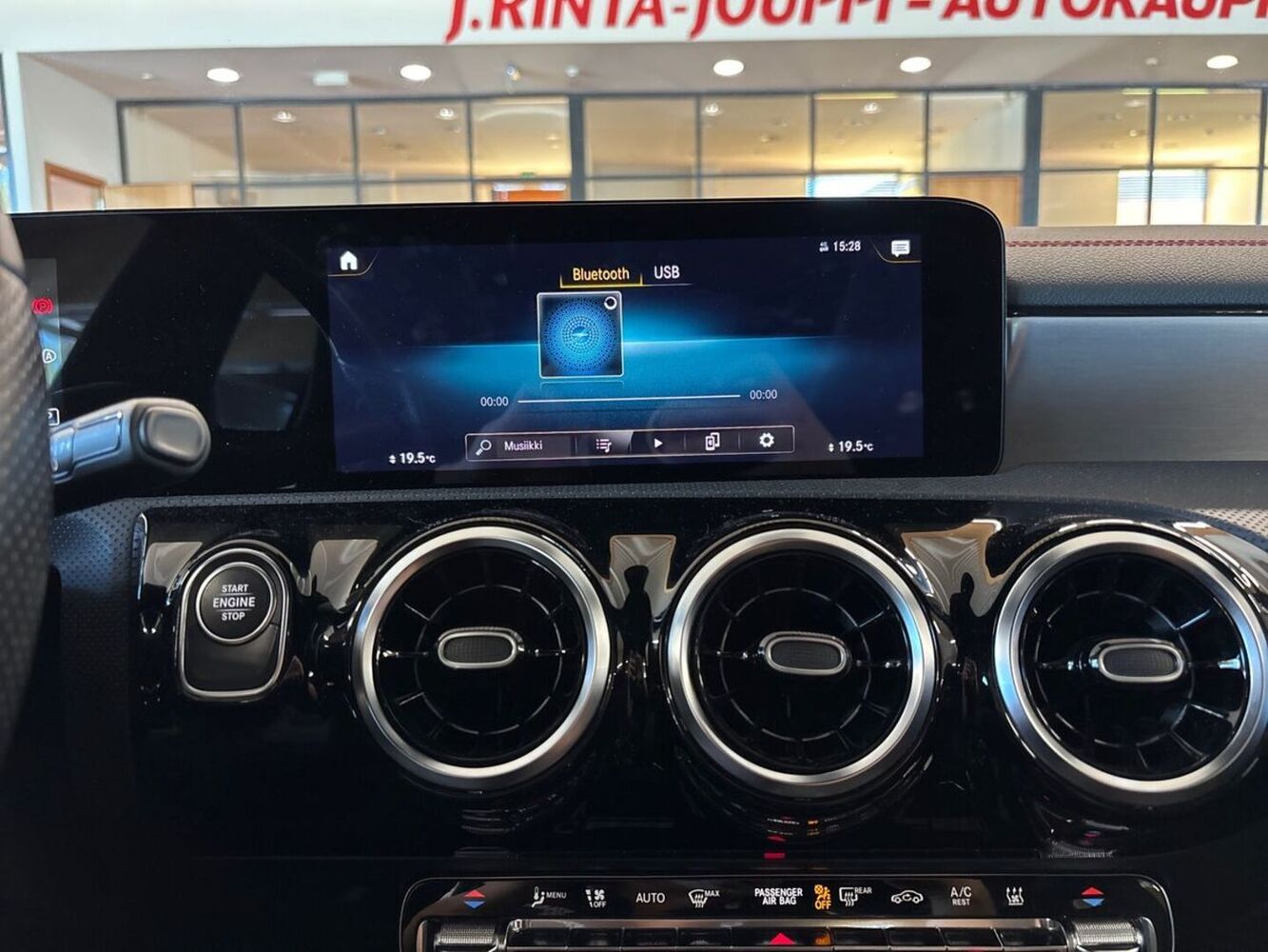 Mercedes-Benz CLA-sarja vaihtoauto