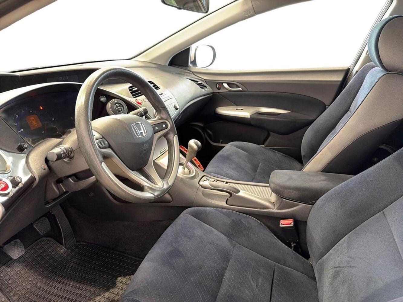 Honda Civic vaihtoauto