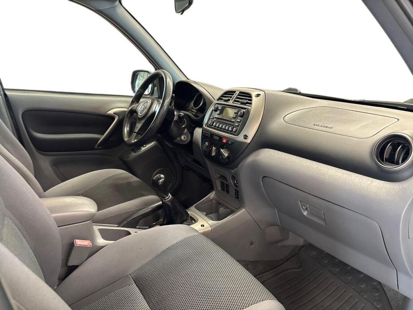 Toyota RAV4 vaihtoauto