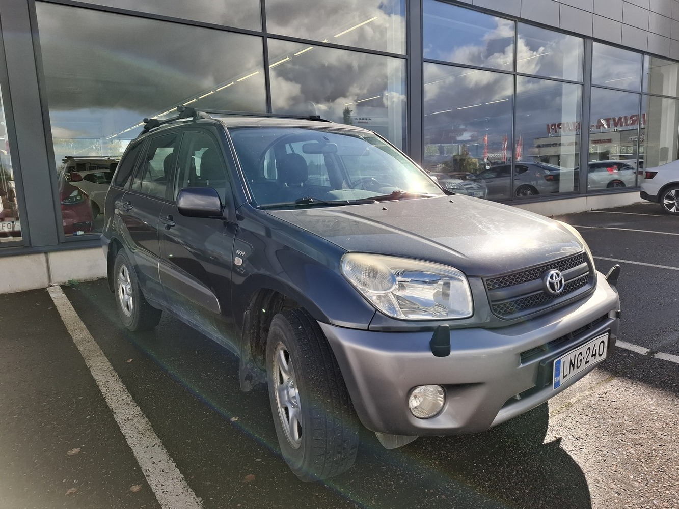 Toyota RAV4 vaihtoauto