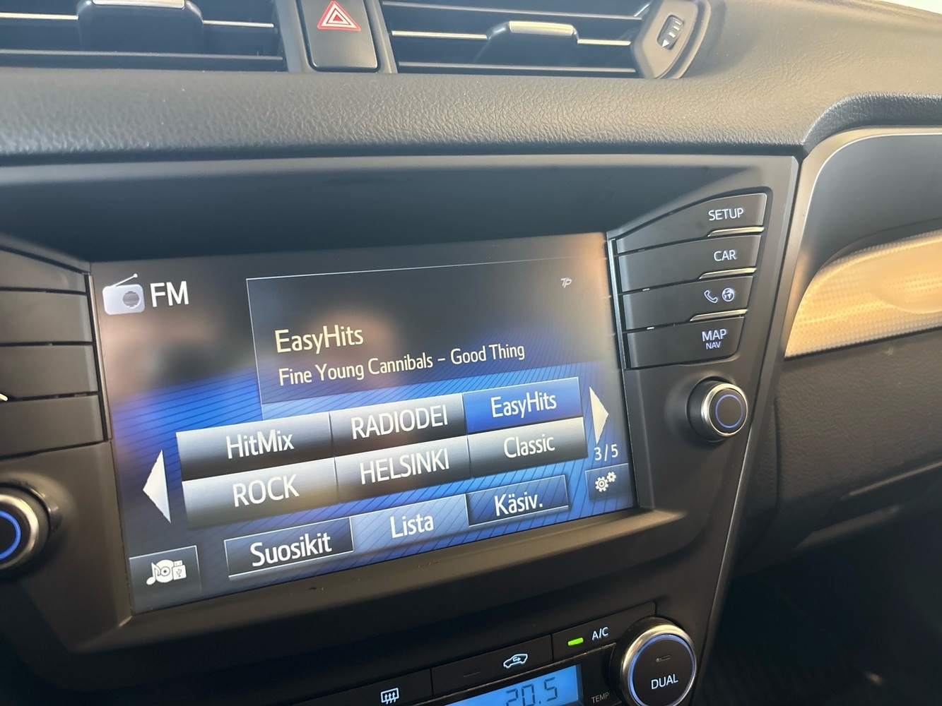 Toyota Avensis vaihtoauto
