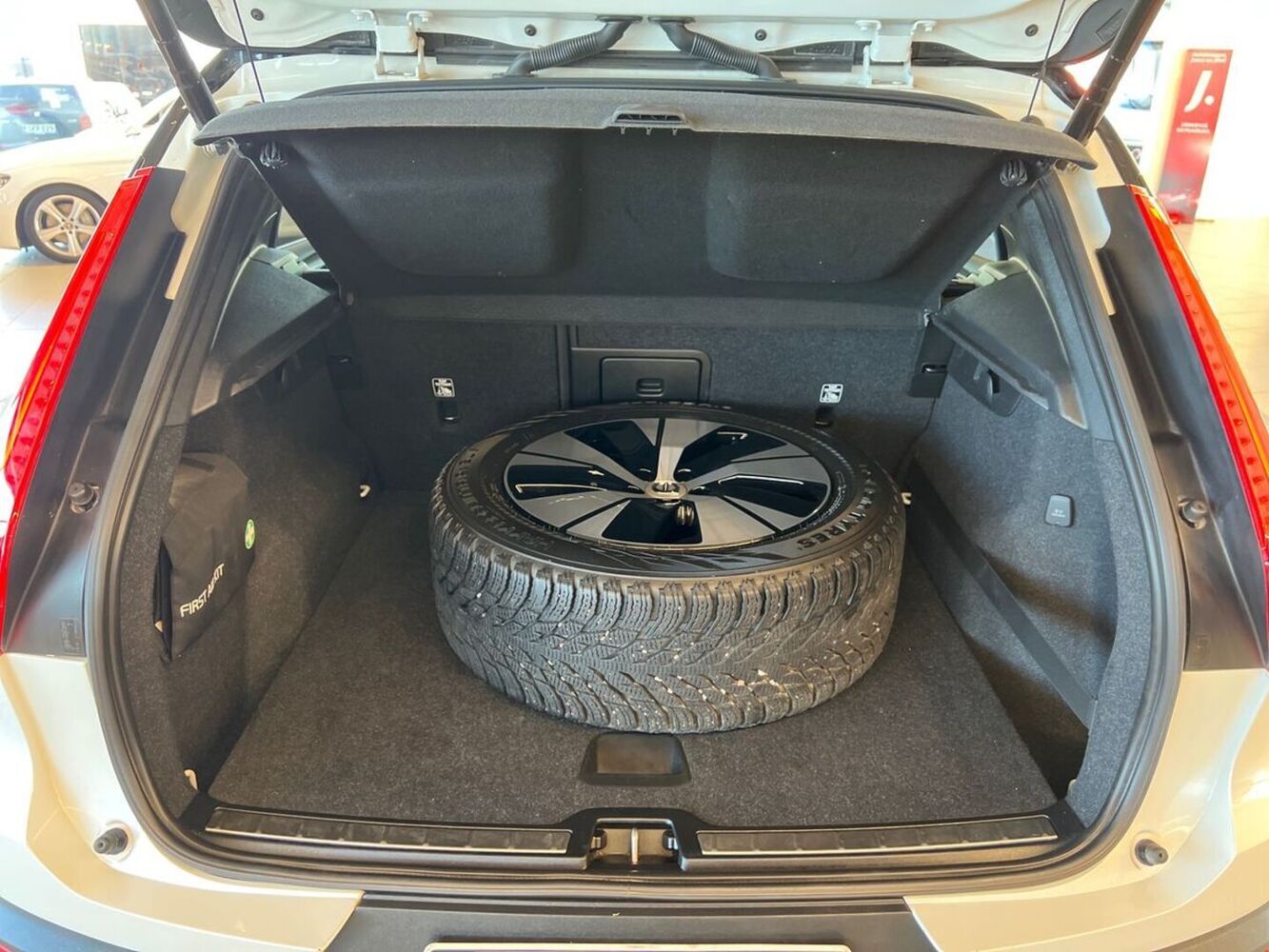 Volvo XC40 vaihtoauto