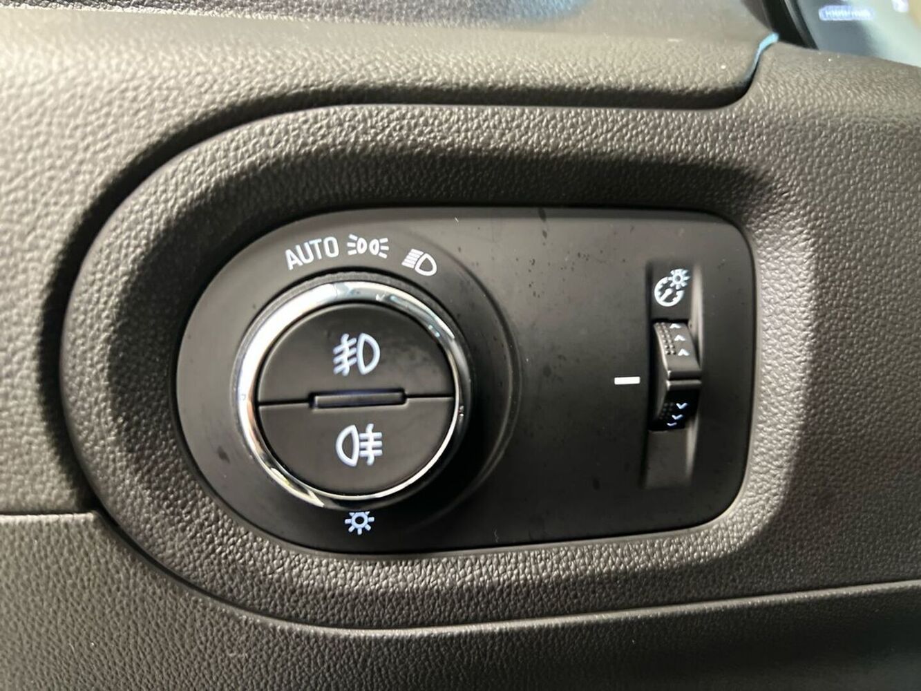 Opel Grandland X vaihtoauto