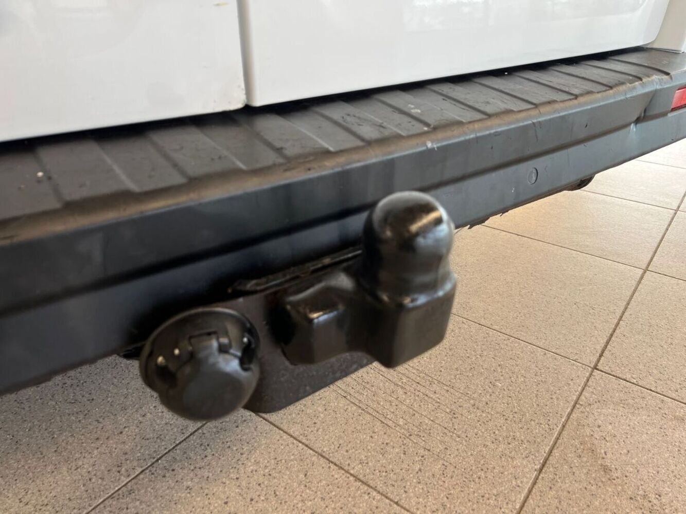 Opel Vivaro vaihtoauto