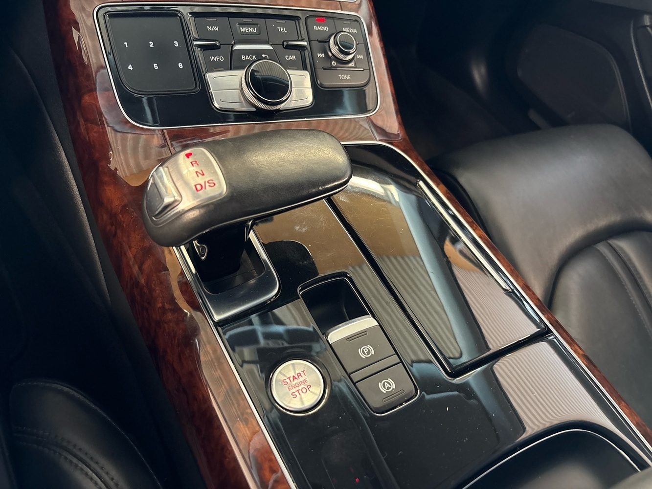 Audi A8 vaihtoauto