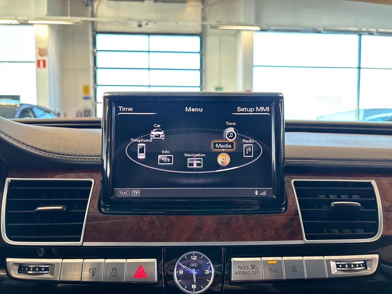 Audi A8 vaihtoauto