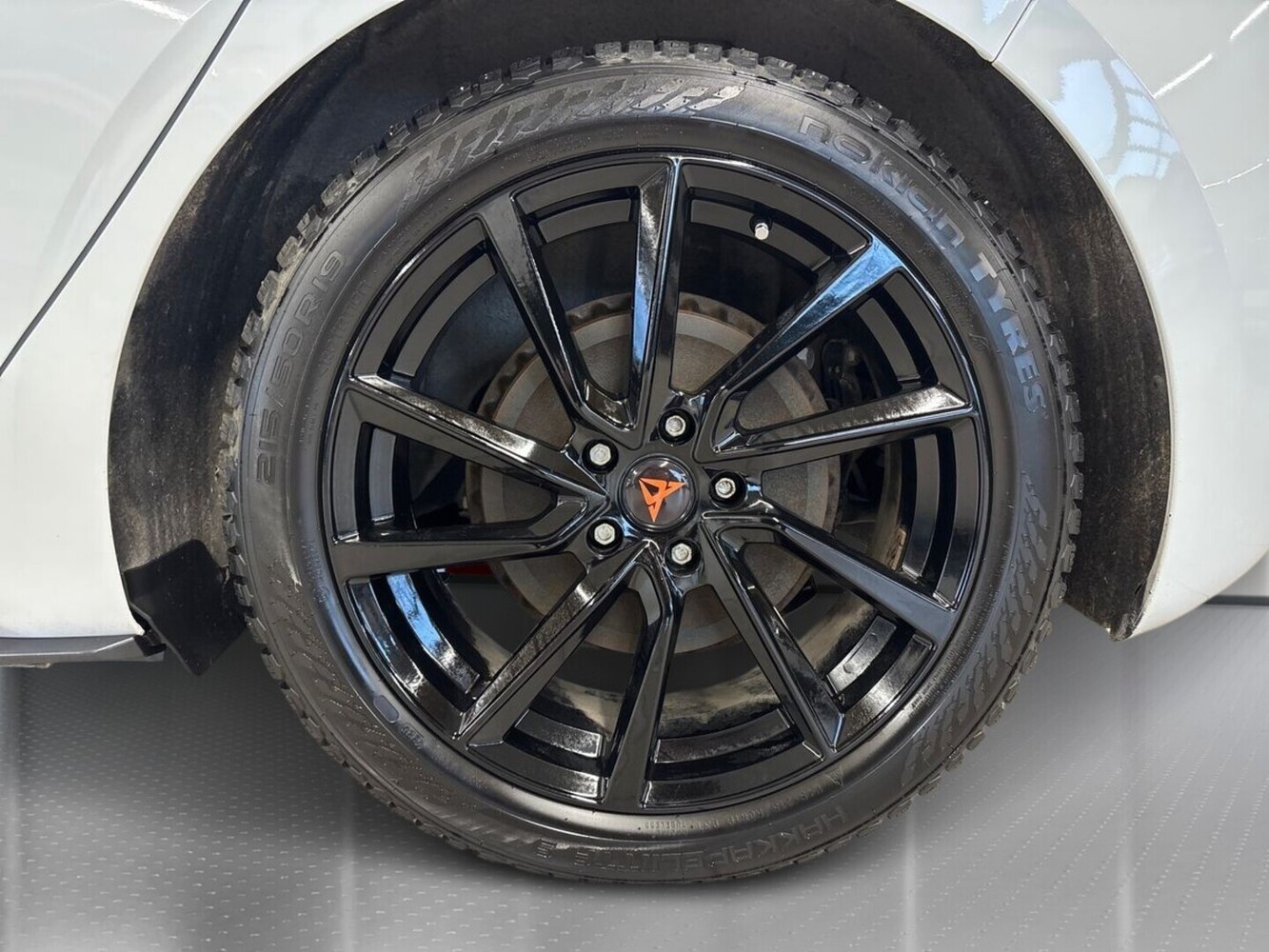 Cupra Born vaihtoauto