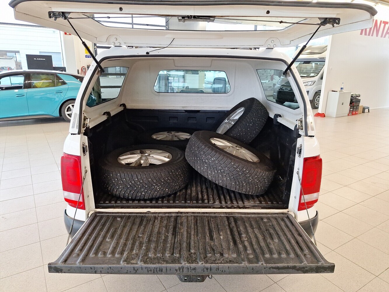 Volkswagen Amarok vaihtoauto