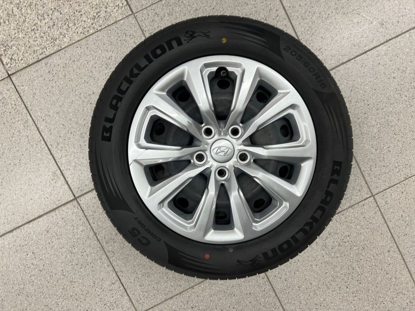 Hyundai Kona vaihtoauto