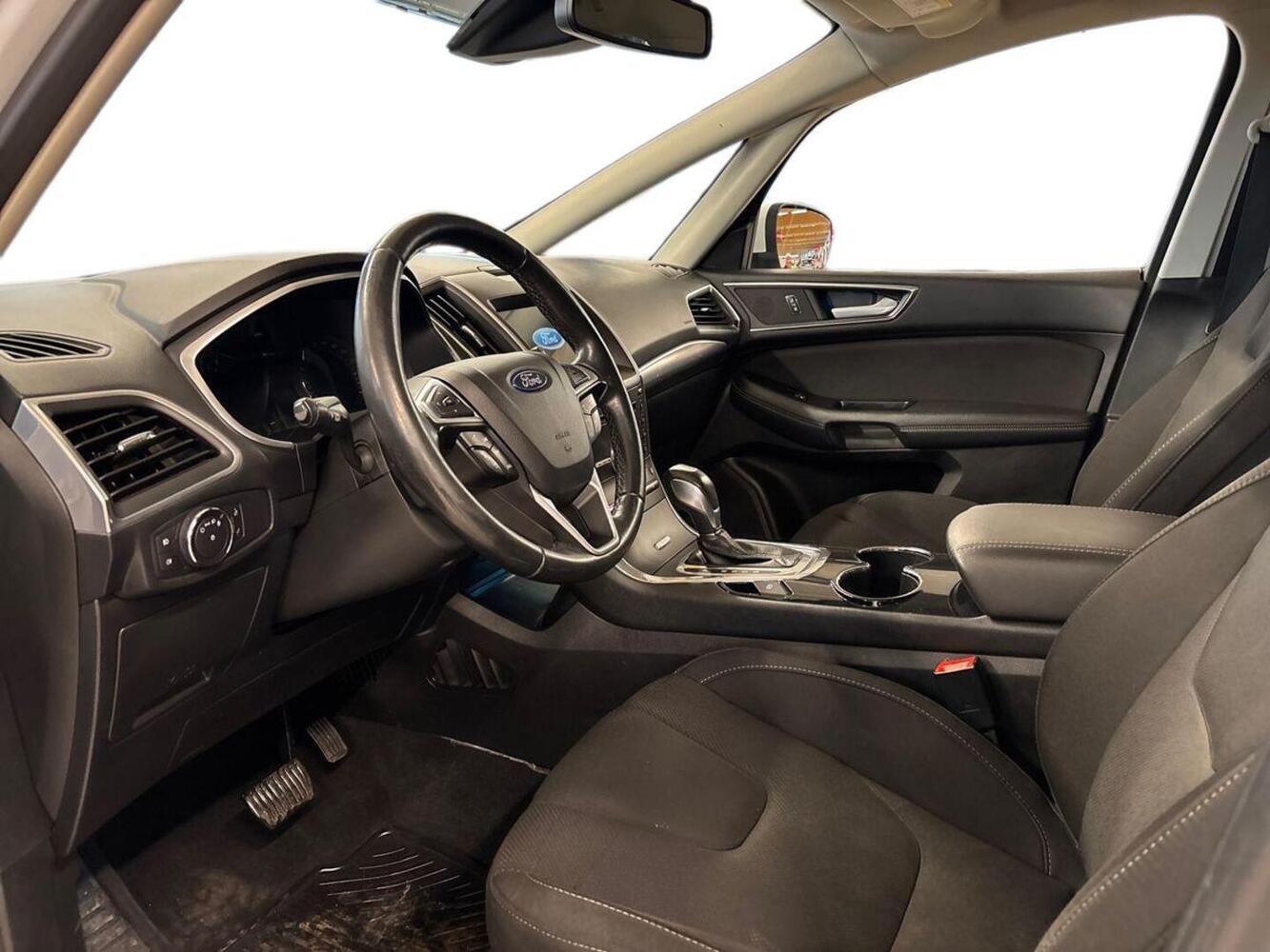 Ford S-MAX vaihtoauto