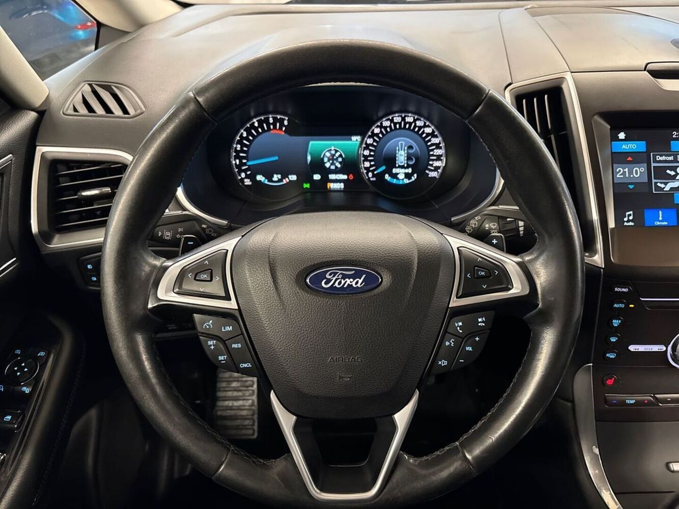 Ford S-MAX vaihtoauto