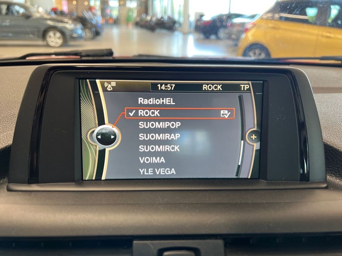 BMW 220 vaihtoauto